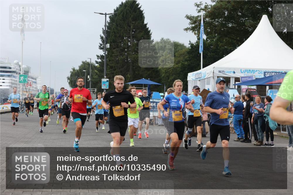 13.09.2026 - Kiel Lauf Andreas Tolksdorf http://msf.ph/oto/10335490 13.09.2026 09:53:10 Kiellinie 13, 4, 1300, 10233, 4744, 9868, 1734, 166 meine-sportfotos.de