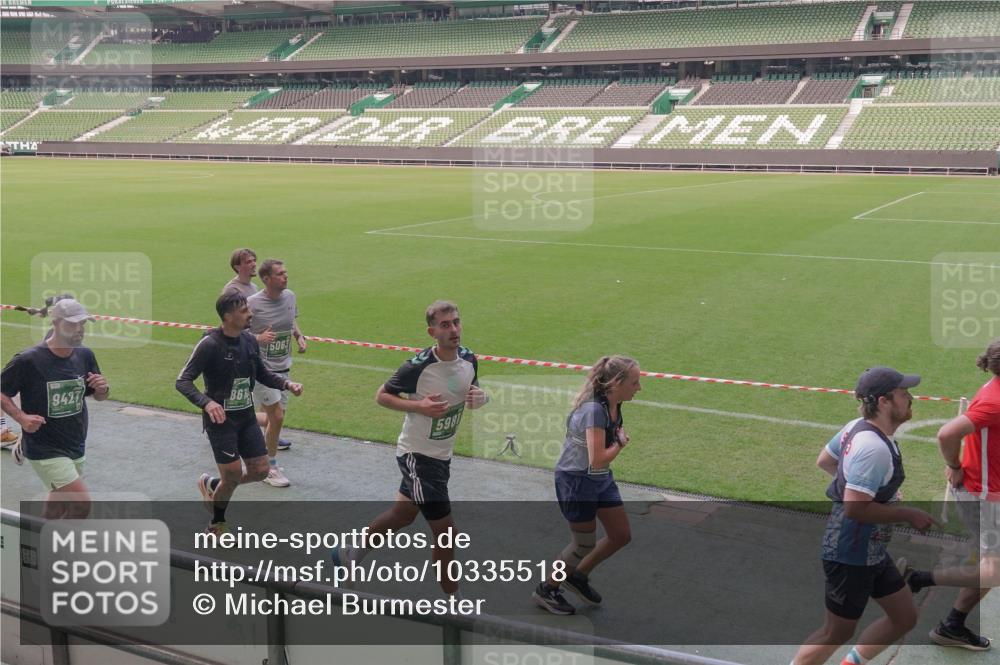 13.09.2026 - 21. swb-Marathon Bremen Michael Burmester http://msf.ph/oto/10335518 13.09.2026 13:10:20 Laufen im Stadion 164, 373, 383, 391, 448, 532, 549, 563, 581, 625, 813, 869, 898, 984, 1072, 1150, 1180, 1738, 1855, 1867, 1880, 1894, 1967, 2202, 2208, 2232, 2243, 2268, 2284, 2330, 2333, 2339, 2342, 2429, 2432, 2441, 2443, 2471, 2525, 2530, 2531, 2553, 2573, 2589, 2594, 2654, 2682, 2692, 2714, 2717, 2784, 2785, 2819, 2836, 2920, 2931, 2932, 2941, 3026, 3032, 3063, 3086, 3089, 3122, 3174, 3207, 3208, 3291, 3316, 3333, 3370, 3398, 3409, 3410, 3437, 3470, 3549, 3707, 3769, 3857, 109 meine-sportfotos.de