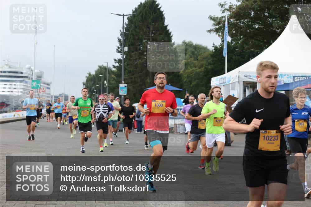 13.09.2026 - Kiel Lauf Andreas Tolksdorf http://msf.ph/oto/10335525 13.09.2026 09:53:11 Kiellinie 4, 2072, 1300, 4471, 4744, 39, 10233, 563 meine-sportfotos.de