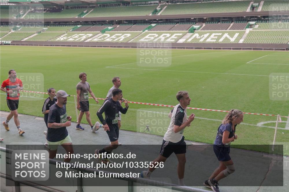 13.09.2026 - 21. swb-Marathon Bremen Michael Burmester http://msf.ph/oto/10335526 13.09.2026 13:10:21 Laufen im Stadion 164, 373, 383, 391, 448, 532, 549, 563, 581, 625, 813, 869, 898, 984, 1072, 1150, 1180, 1738, 1855, 1867, 1880, 1894, 1967, 2202, 2208, 2232, 2243, 2268, 2284, 2330, 2333, 2339, 2342, 2429, 2432, 2441, 2443, 2471, 2525, 2530, 2531, 2553, 2573, 2589, 2594, 2654, 2682, 2692, 2714, 2717, 2784, 2785, 2819, 2836, 2920, 2931, 2932, 2941, 3026, 3032, 3063, 3086, 3089, 3122, 3174, 3207, 3208, 3291, 3316, 3333, 3370, 3398, 3409, 3410, 3437, 3470, 3549, 3707, 3769, 3857, 109 meine-sportfotos.de