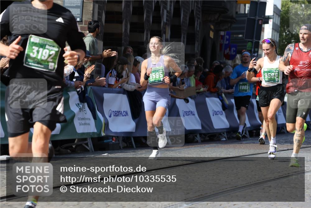 13.09.2026 - 21. swb-Marathon Bremen Strokosch-Dieckow http://msf.ph/oto/10335535 13.09.2026 13:17:50 Ziel 560, 771, 842, 1297, 2008, 2234, 3148, 3760, 4171, 5041, 5550, 6095, 6803, 7901, 8100, 8250, 8253, 8446, 8532, 8714, 9075, 9400, 948, 1631, 1797, 2001, 2634, 3514, 4131, 4733, 5935, 5948, 6290, 6448, 8805, 8869, 9595, 9596, 9837, 13041 meine-sportfotos.de
