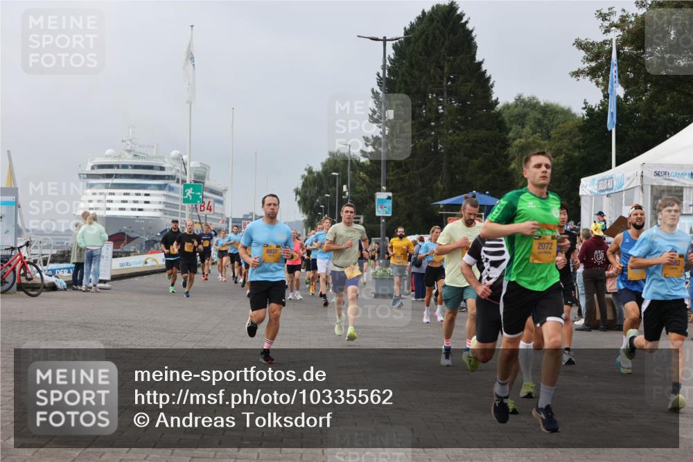 13.09.2026 - Kiel Lauf Andreas Tolksdorf http://msf.ph/oto/10335562 13.09.2026 09:53:14 Kiellinie 4, 8837, 2072, 0582 meine-sportfotos.de