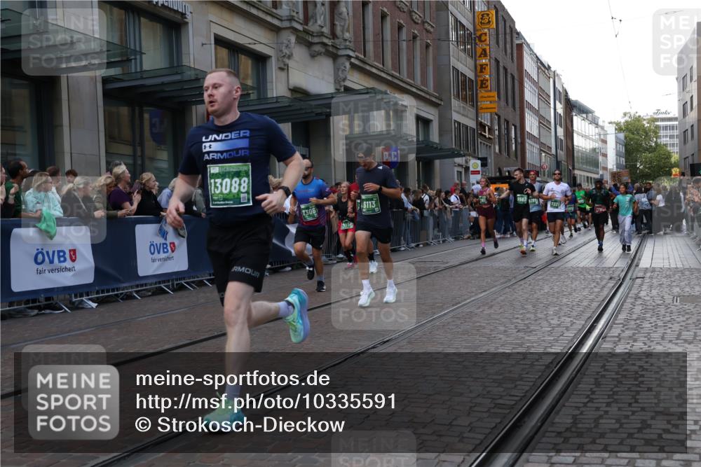 13.09.2026 - 21. swb-Marathon Bremen Strokosch-Dieckow http://msf.ph/oto/10335591 13.09.2026 13:24:58 Ziel 260, 1080, 1119, 1166, 1436, 1448, 1650, 1658, 2046, 2322, 3105, 3168, 3187, 4091, 4294, 4459, 4918, 6113, 6380, 7252, 7306, 7326, 8245, 8357, 8695, 8769, 9036, 9073, 9299, 9360, 9460, 9493, 9563, 13025, 13088, 282, 972, 1264, 1516, 2280, 2761, 3015, 4113, 4198, 4262, 4277, 4507, 4973, 5328, 5664, 6079, 6360, 6544, 6626, 6807, 6943, 7409, 7854, 8853, 9152, 9541, 10103 meine-sportfotos.de