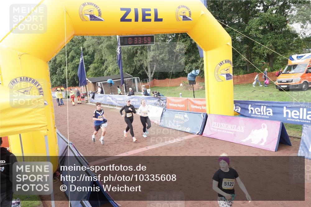 13.09.2026 - Airport Race Dennis Weichert http://msf.ph/oto/10335608 13.09.2026 10:34:32 Ziel 5122, 5239, 5336, 5337, 5358 meine-sportfotos.de