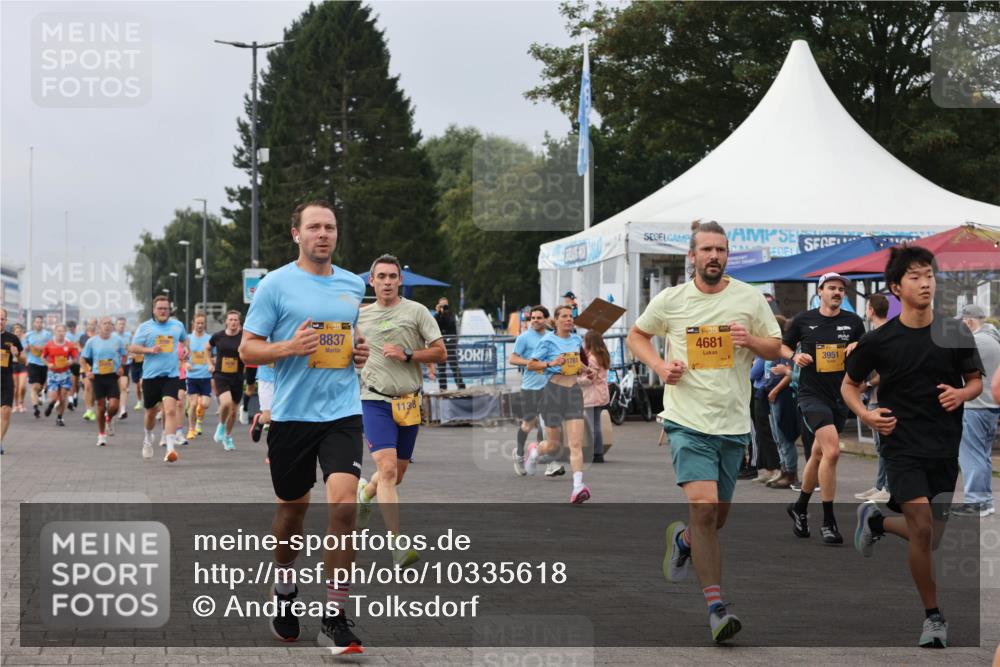 13.09.2026 - Kiel Lauf Andreas Tolksdorf http://msf.ph/oto/10335618 13.09.2026 09:53:16 Kiellinie 38, 8837, 1138, 4681, 3951 meine-sportfotos.de