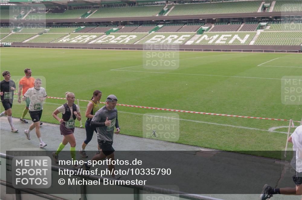 13.09.2026 - 21. swb-Marathon Bremen Michael Burmester http://msf.ph/oto/10335790 13.09.2026 13:10:51 Laufen im Stadion 164, 265, 373, 391, 448, 581, 869, 898, 984, 1180, 1738, 1855, 1867, 1894, 1952, 1967, 2202, 2232, 2268, 2281, 2284, 2299, 2330, 2333, 2339, 2342, 2353, 2432, 2443, 2471, 2525, 2530, 2531, 2553, 2573, 2589, 2594, 2654, 2669, 2682, 2714, 2717, 2784, 2785, 2804, 2819, 2836, 2907, 2920, 2932, 2976, 3026, 3032, 3063, 3082, 3086, 3089, 3122, 3159, 3174, 3207, 3208, 3291, 3316, 3333, 3352, 3370, 3398, 3409, 3410, 3470, 3549, 3707, 3769, 551 meine-sportfotos.de
