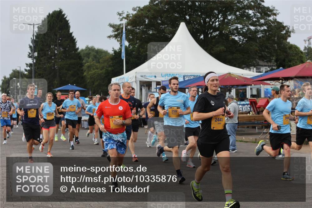13.09.2026 - Kiel Lauf Andreas Tolksdorf http://msf.ph/oto/10335876 13.09.2026 09:53:24 Kiellinie 577, 4477, 259, 2441, 260, 125 meine-sportfotos.de