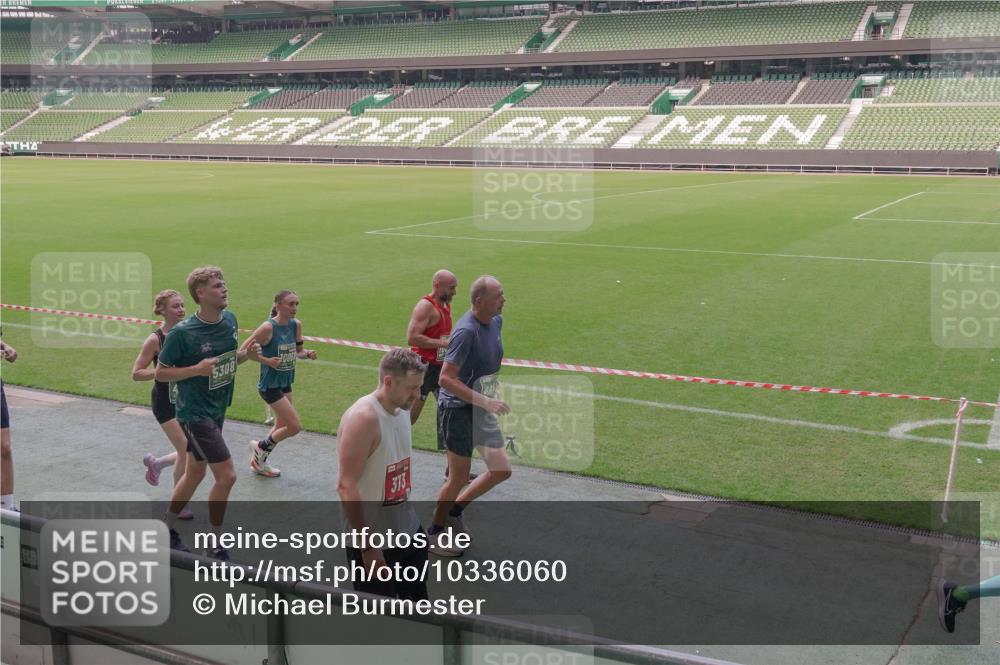 13.09.2026 - 21. swb-Marathon Bremen Michael Burmester http://msf.ph/oto/10336060 13.09.2026 13:11:20 Laufen im Stadion 265, 373, 581, 703, 843, 984, 1113, 1180, 1226, 1435, 1738, 1849, 1851, 1855, 1867, 1894, 1936, 1952, 1967, 2202, 2248, 2268, 2281, 2284, 2299, 2330, 2333, 2339, 2342, 2353, 2375, 2377, 2426, 2432, 2443, 2530, 2531, 2553, 2589, 2654, 2659, 2669, 2673, 2682, 2714, 2784, 2785, 2804, 2819, 2822, 2836, 2850, 2907, 2920, 2932, 2976, 3026, 3027, 3063, 3079, 3082, 3086, 3089, 3122, 3159, 3174, 3207, 3208, 3308, 3328, 3349, 3352, 3370, 3409, 3410, 3470, 3549, 551 meine-sportfotos.de