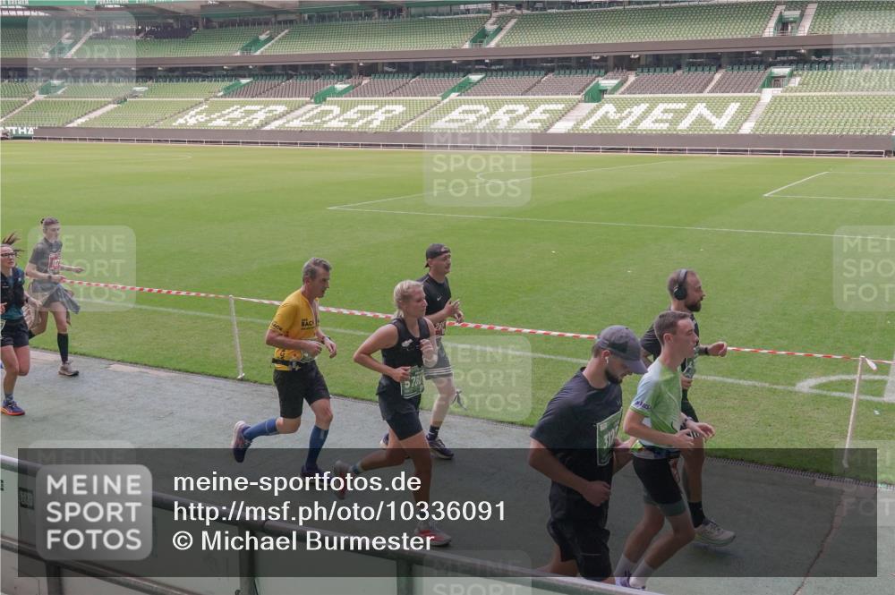 13.09.2026 - 21. swb-Marathon Bremen Michael Burmester http://msf.ph/oto/10336091 13.09.2026 13:11:23 Laufen im Stadion 265, 373, 581, 703, 843, 984, 1113, 1226, 1435, 1738, 1849, 1851, 1855, 1867, 1894, 1936, 1952, 1967, 2202, 2248, 2268, 2281, 2284, 2299, 2330, 2333, 2339, 2342, 2353, 2375, 2377, 2398, 2426, 2432, 2443, 2530, 2531, 2553, 2589, 2654, 2659, 2669, 2673, 2682, 2714, 2784, 2785, 2804, 2819, 2822, 2836, 2850, 2907, 2920, 2932, 2976, 3026, 3027, 3063, 3079, 3082, 3089, 3122, 3159, 3174, 3207, 3208, 3308, 3328, 3349, 3352, 3370, 3409, 3410, 3470, 3549, 551 meine-sportfotos.de