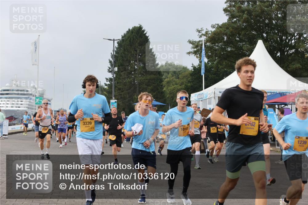 13.09.2026 - Kiel Lauf Andreas Tolksdorf http://msf.ph/oto/10336120 13.09.2026 09:53:33 Kiellinie 3339, 10185, 8122, 875, 2702, 39, 1239 meine-sportfotos.de
