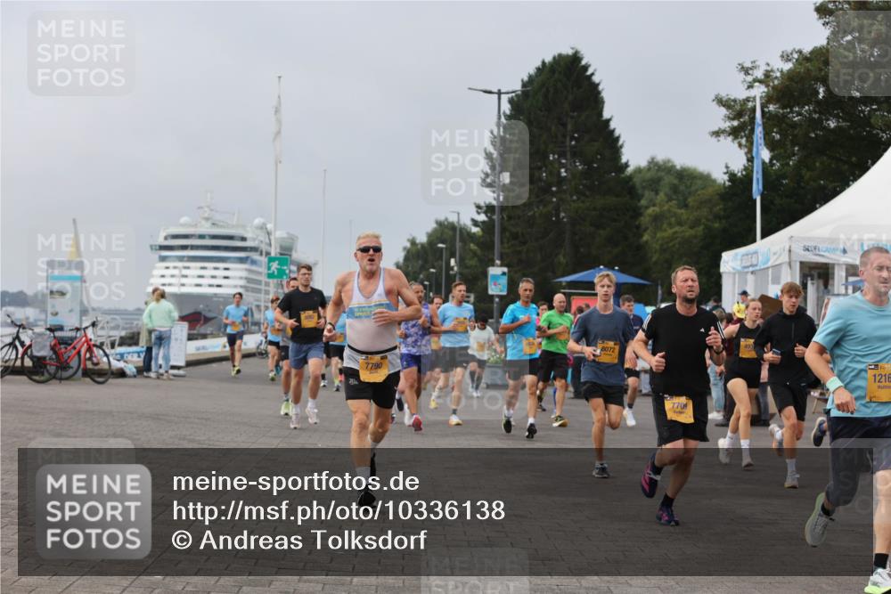 13.09.2026 - Kiel Lauf Andreas Tolksdorf http://msf.ph/oto/10336138 13.09.2026 09:53:35 Kiellinie 20, 7790, 6634, 8072, 7709, 39, 1216 meine-sportfotos.de