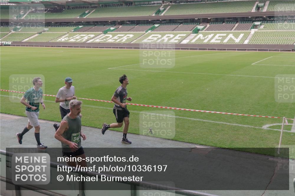 13.09.2026 - 21. swb-Marathon Bremen Michael Burmester http://msf.ph/oto/10336197 13.09.2026 13:11:36 Laufen im Stadion 265, 373, 581, 703, 843, 984, 1113, 1226, 1435, 1738, 1849, 1851, 1855, 1894, 1936, 1952, 1967, 2202, 2248, 2268, 2281, 2284, 2299, 2330, 2333, 2336, 2339, 2342, 2353, 2375, 2377, 2398, 2426, 2432, 2443, 2531, 2589, 2654, 2659, 2669, 2673, 2682, 2784, 2804, 2819, 2822, 2836, 2850, 2907, 2932, 2976, 3026, 3027, 3079, 3082, 3089, 3122, 3143, 3159, 3174, 3207, 3208, 3308, 3328, 3349, 3352, 3370, 3409, 3410, 3470, 3549, 551 meine-sportfotos.de