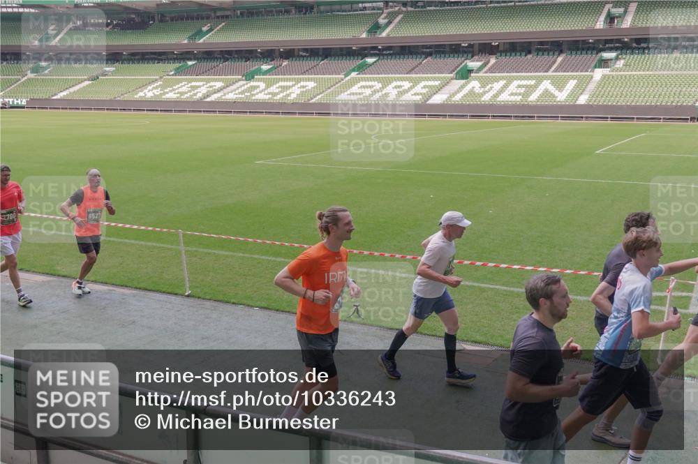 13.09.2026 - 21. swb-Marathon Bremen Michael Burmester http://msf.ph/oto/10336243 13.09.2026 13:11:43 Laufen im Stadion 118, 265, 373, 581, 703, 843, 984, 1113, 1226, 1334, 1435, 1738, 1849, 1851, 1894, 1936, 1952, 1967, 2202, 2248, 2281, 2284, 2299, 2330, 2333, 2336, 2339, 2342, 2353, 2375, 2377, 2398, 2426, 2432, 2443, 2531, 2589, 2654, 2659, 2669, 2673, 2682, 2784, 2804, 2819, 2822, 2836, 2850, 2907, 2932, 2976, 3026, 3027, 3079, 3082, 3089, 3122, 3143, 3155, 3159, 3174, 3207, 3208, 3308, 3328, 3349, 3352, 3370, 3409, 3410, 3470, 3549, 551 meine-sportfotos.de