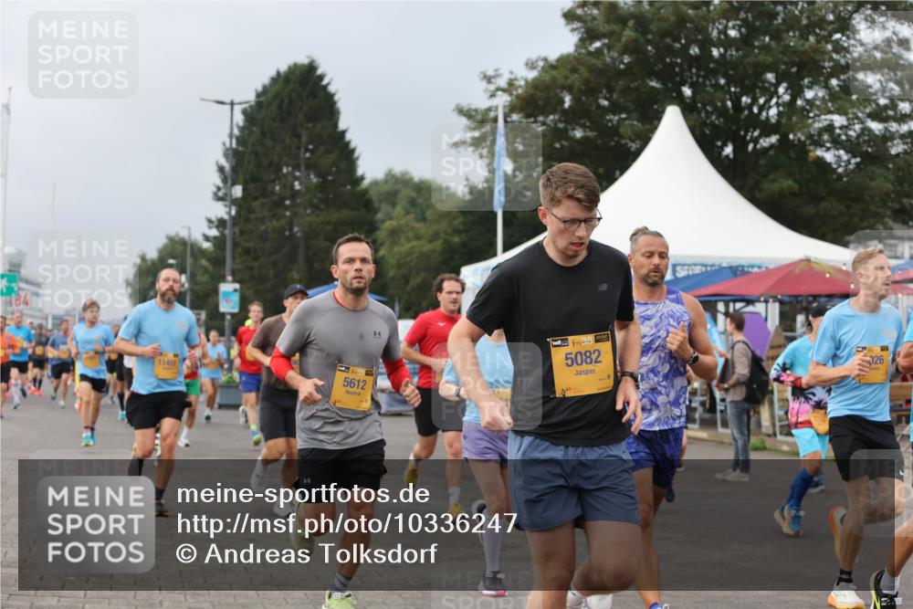 13.09.2026 - Kiel Lauf Andreas Tolksdorf http://msf.ph/oto/10336247 13.09.2026 09:53:39 Kiellinie 11451, 5612, 5082, 326 meine-sportfotos.de