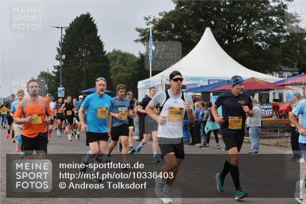 13.09.2026 - Kiel Lauf Andreas Tolksdorf http://msf.ph/oto/10336403 13.09.2026 09:53:45 Kiellinie 38, 849, 908, 9879, 11594, 12545 meine-sportfotos.de