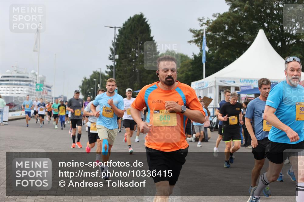 13.09.2026 - Kiel Lauf Andreas Tolksdorf http://msf.ph/oto/10336415 13.09.2026 09:53:47 Kiellinie 2465, 35, 849, 1, 886, 39, 908 meine-sportfotos.de