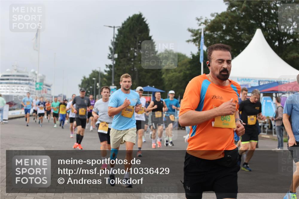 13.09.2026 - Kiel Lauf Andreas Tolksdorf http://msf.ph/oto/10336429 13.09.2026 09:53:47 Kiellinie 2465, 849 meine-sportfotos.de
