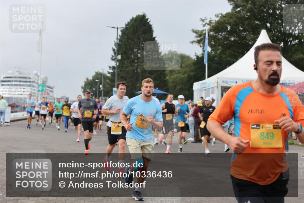 13.09.2026 - Kiel Lauf Andreas Tolksdorf http://msf.ph/oto/10336436 13.09.2026 09:53:47 Kiellinie 2465, 381, 849 meine-sportfotos.de