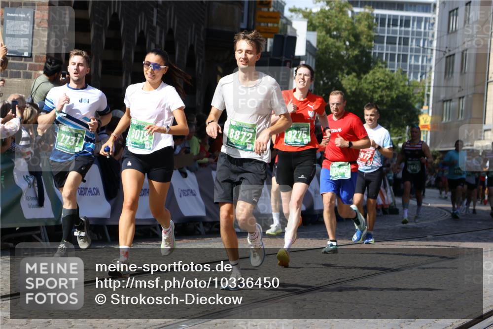 13.09.2026 - 21. swb-Marathon Bremen Strokosch-Dieckow http://msf.ph/oto/10336450 13.09.2026 13:18:29 Ziel 1631, 1872, 2260, 2634, 2671, 3241, 3458, 3514, 3634, 4131, 4733, 5292, 5695, 5948, 6152, 6290, 6448, 7954, 8094, 8805, 8943, 8944, 9134, 9609, 10065, 465, 2324, 2948, 3631, 4120, 4413, 4642, 5867, 6787, 7245, 7731, 8404, 8540, 8743, 8872, 9019, 9275, 9327, 9833 meine-sportfotos.de