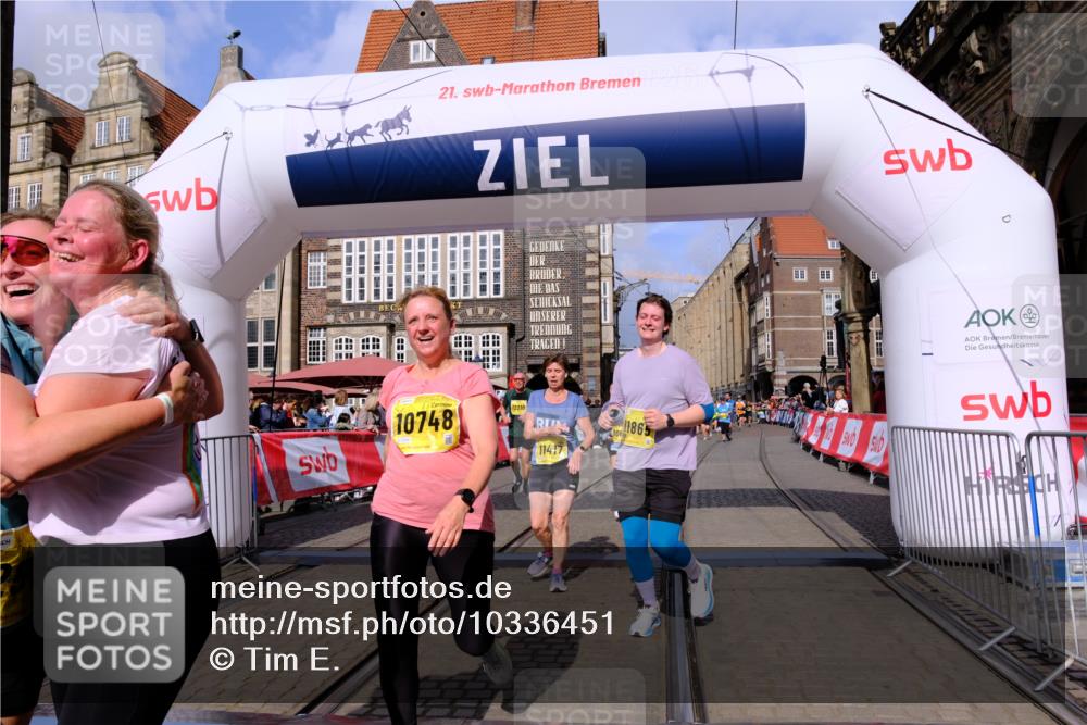 13.09.2026 - 21. swb-Marathon Bremen Tim E. http://msf.ph/oto/10336451 13.09.2026 11:07:41 Ziel 10138, 10205, 10488, 10501, 10695, 10748, 11123, 11246, 11417, 11600, 11759, 11767, 11822, 11823, 11865, 11917, 12020, 12173, 12210, 12266, 12277, 12536 meine-sportfotos.de
