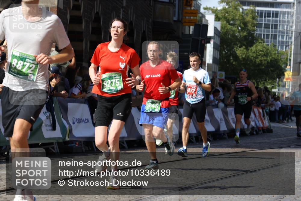 13.09.2026 - 21. swb-Marathon Bremen Strokosch-Dieckow http://msf.ph/oto/10336489 13.09.2026 13:18:30 Ziel 1631, 1872, 2260, 2671, 3241, 3458, 3514, 3634, 4131, 4733, 5292, 5695, 5948, 6152, 6290, 6448, 7954, 8094, 8943, 8944, 9134, 9609, 10065, 465, 2324, 2948, 3631, 4120, 4413, 4642, 5867, 6787, 7163, 7245, 8540, 8743, 9275, 9327, 9833 meine-sportfotos.de