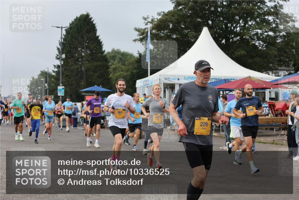 13.09.2026 - Kiel Lauf Andreas Tolksdorf http://msf.ph/oto/10336525 13.09.2026 09:53:51 Kiellinie 861, 5175, 4, 38, 229, 6080 meine-sportfotos.de