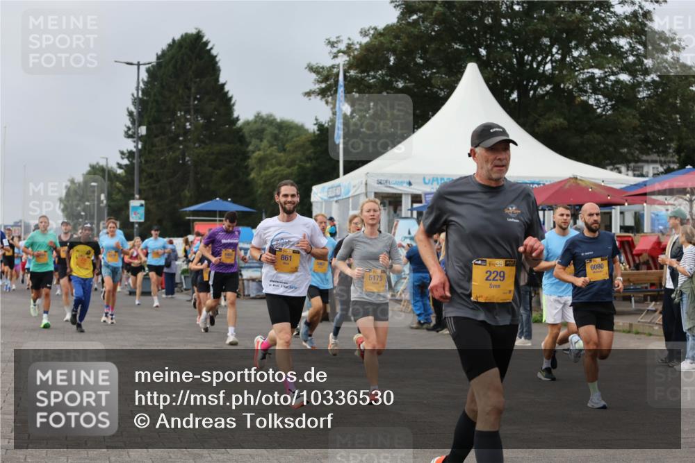 13.09.2026 - Kiel Lauf Andreas Tolksdorf http://msf.ph/oto/10336530 13.09.2026 09:53:51 Kiellinie 861, 5907, 20, 5175, 38, 229, 6080 meine-sportfotos.de