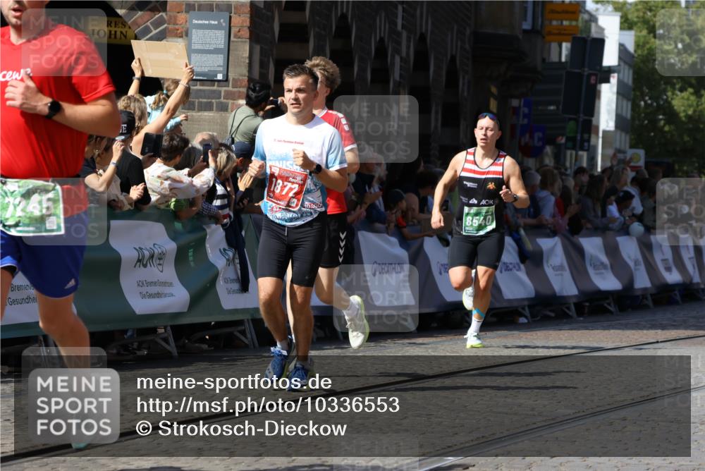 13.09.2026 - 21. swb-Marathon Bremen Strokosch-Dieckow http://msf.ph/oto/10336553 13.09.2026 13:18:32 Ziel 1146, 1872, 2260, 2671, 3241, 3458, 3514, 3634, 4131, 4733, 5292, 5460, 5695, 5948, 6152, 6290, 6448, 7491, 7954, 8094, 8943, 8944, 9134, 9609, 10065, 13150, 465, 2324, 2948, 3631, 4120, 4413, 4642, 5867, 6787, 7104, 7163, 7245, 8540, 8743, 9327, 9833 meine-sportfotos.de