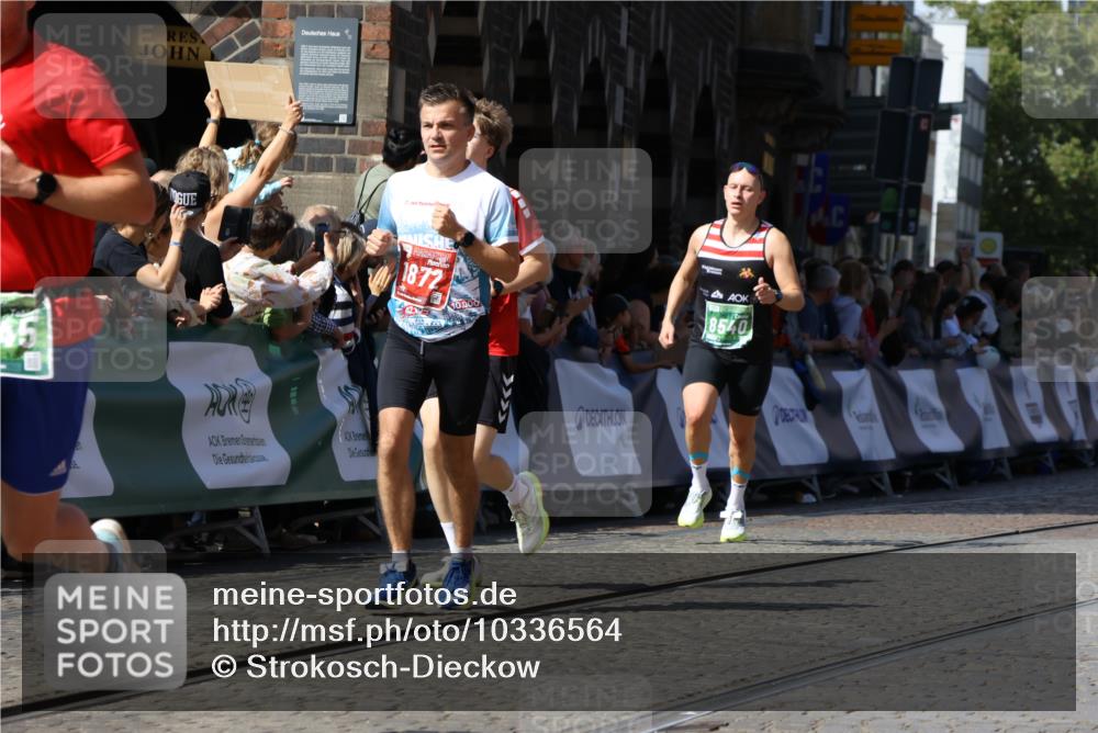 13.09.2026 - 21. swb-Marathon Bremen Strokosch-Dieckow http://msf.ph/oto/10336564 13.09.2026 13:18:32 Ziel 1146, 1872, 2260, 2671, 3241, 3458, 3514, 3634, 4131, 4733, 5292, 5460, 5695, 5948, 6152, 6290, 6448, 7491, 7954, 8094, 8943, 8944, 9134, 9609, 10065, 13150, 465, 2324, 2948, 3631, 4120, 4413, 4642, 5867, 6787, 7104, 7163, 7245, 8540, 8743, 9327, 9833 meine-sportfotos.de