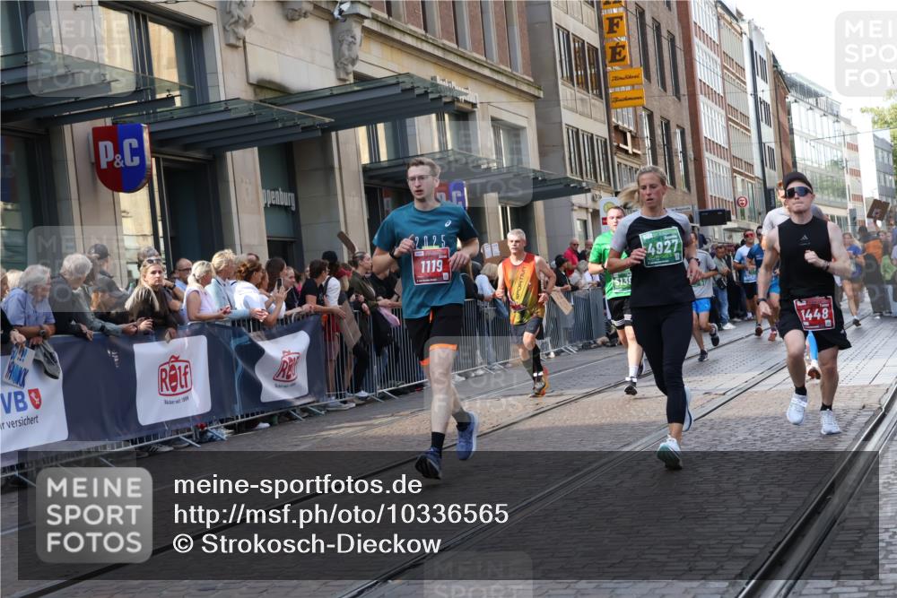13.09.2026 - 21. swb-Marathon Bremen Strokosch-Dieckow http://msf.ph/oto/10336565 13.09.2026 13:25:24 Ziel 150, 191, 209, 1163, 1458, 1647, 1752, 2033, 2421, 2781, 2987, 3124, 3186, 3722, 3806, 4161, 4411, 4439, 4717, 4842, 4927, 5013, 5139, 5622, 5703, 5755, 5814, 6135, 7780, 8271, 8545, 8597, 8890, 9440, 9468, 9506, 260, 1080, 1119, 1166, 1436, 1448, 1650, 1658, 2046, 2322, 3105, 3168, 3187, 4091, 4294, 4459, 4918, 6113, 6380, 7252, 7306, 7326, 8245, 8357, 8695, 8769, 9036, 9073, 9299, 9360, 9460, 9468, 9493, 9563, 13025, 13088 meine-sportfotos.de