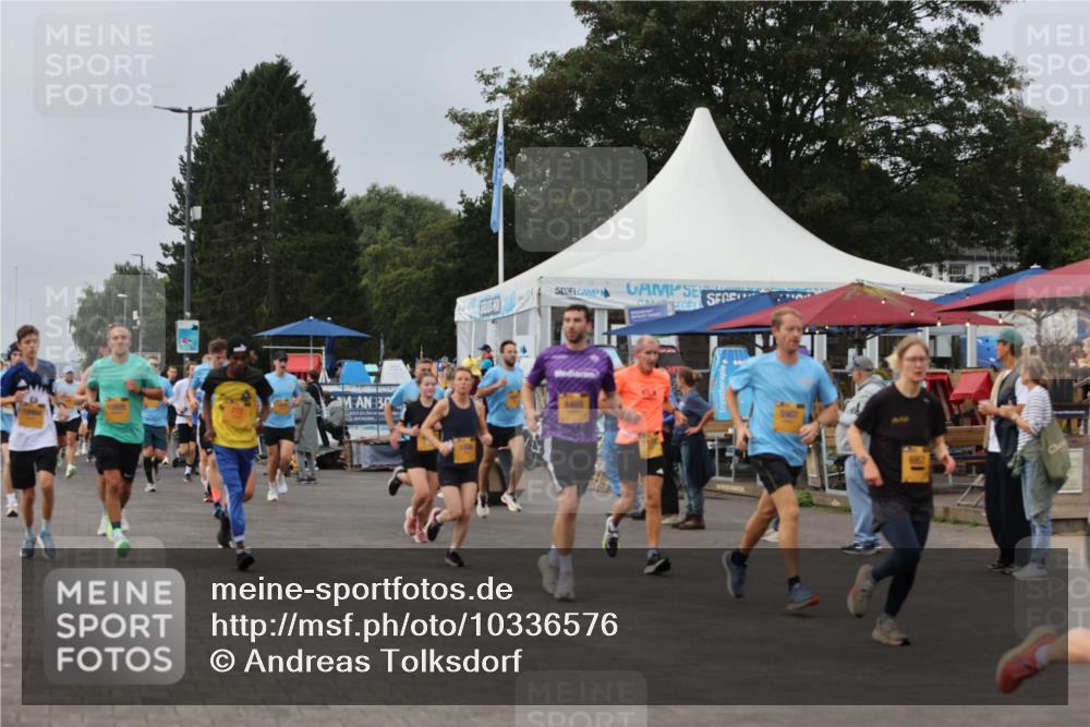 13.09.2026 - Kiel Lauf Andreas Tolksdorf http://msf.ph/oto/10336576 13.09.2026 09:53:52 Kiellinie 10905 meine-sportfotos.de