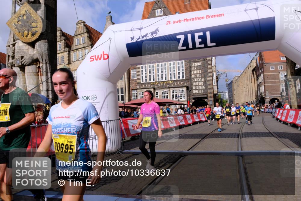 13.09.2026 - 21. swb-Marathon Bremen Tim E. http://msf.ph/oto/10336637 13.09.2026 11:07:45 Ziel 10138, 10205, 10279, 10280, 10363, 10364, 10488, 10501, 10505, 10695, 10748, 10907, 11123, 11246, 11417, 11767, 11865, 11899, 11917, 12020, 12167, 12168, 12173, 12210, 12266, 12277, 12419, 12536 meine-sportfotos.de
