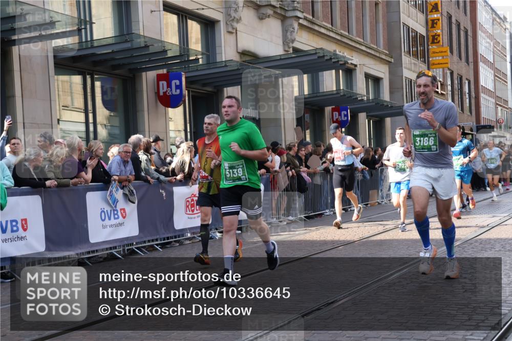 13.09.2026 - 21. swb-Marathon Bremen Strokosch-Dieckow http://msf.ph/oto/10336645 13.09.2026 13:25:27 Ziel 150, 191, 209, 1163, 1458, 1647, 1752, 2033, 2421, 2708, 2781, 2987, 3124, 3186, 3722, 3806, 4067, 4161, 4411, 4439, 4717, 4842, 4927, 5013, 5139, 5622, 5701, 5703, 5755, 6135, 7638, 7780, 8271, 8545, 8597, 8890, 9440, 9506, 209, 260, 1119, 1166, 1436, 1448, 1650, 1658, 2046, 3105, 3168, 3187, 4294, 4459, 5755, 5814, 6113, 6380, 7252, 7306, 7326, 8357, 8695, 8769, 9036, 9073, 9299, 9360, 9460, 9468, 9493, 9563, 13025, 13088 meine-sportfotos.de