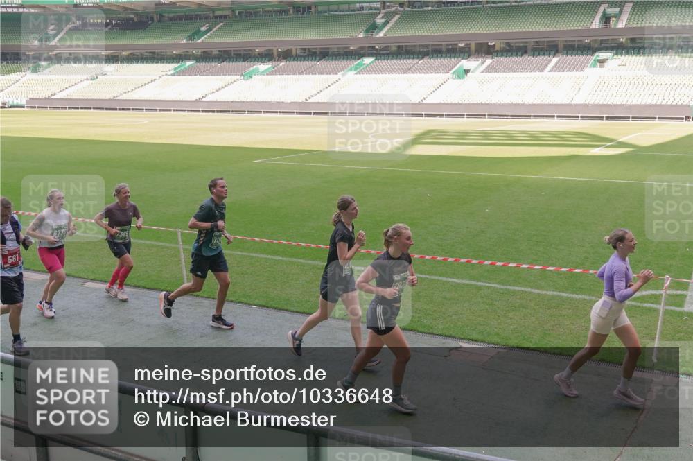 13.09.2026 - 21. swb-Marathon Bremen Michael Burmester http://msf.ph/oto/10336648 13.09.2026 13:12:30 Laufen im Stadion 118, 183, 265, 278, 349, 514, 576, 695, 702, 703, 843, 933, 950, 1005, 1113, 1143, 1226, 1286, 1334, 1435, 1641, 1849, 1851, 1936, 1952, 1991, 2005, 2248, 2264, 2281, 2299, 2336, 2353, 2375, 2377, 2398, 2426, 2439, 2461, 2478, 2505, 2612, 2659, 2665, 2669, 2673, 2684, 2765, 2773, 2792, 2804, 2815, 2822, 2850, 2860, 2884, 2895, 2907, 2921, 2963, 2966, 2975, 2976, 3027, 3079, 3082, 3143, 3155, 3159, 3253, 3293, 3308, 3313, 3328, 3349, 3352, 3434, 551 meine-sportfotos.de