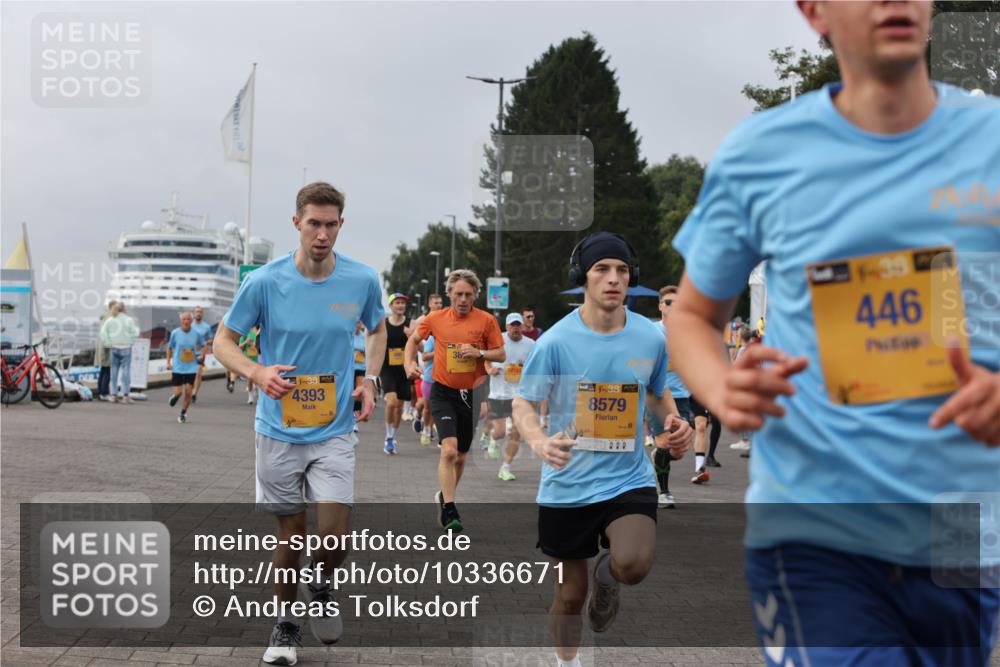 13.09.2026 - Kiel Lauf Andreas Tolksdorf http://msf.ph/oto/10336671 13.09.2026 09:53:56 Kiellinie 38, 4393, 38, 38, 8579, 446 meine-sportfotos.de
