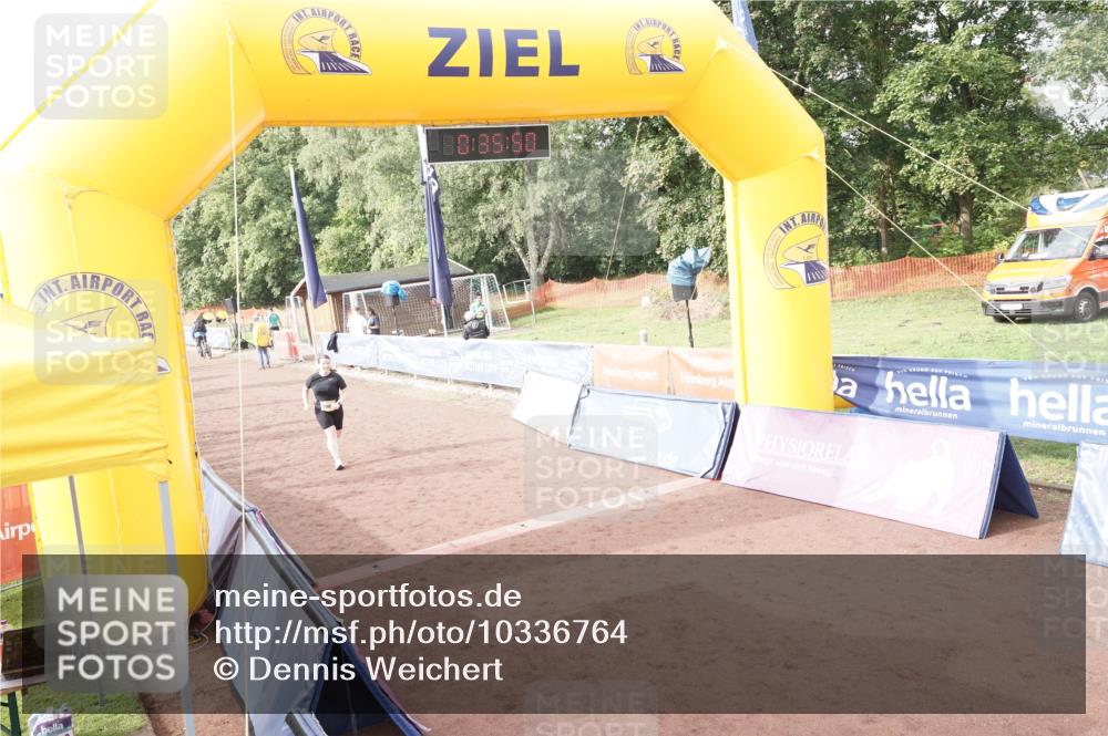 13.09.2026 - Airport Race Dennis Weichert http://msf.ph/oto/10336764 13.09.2026 10:36:23 Ziel 5083, 5216 meine-sportfotos.de