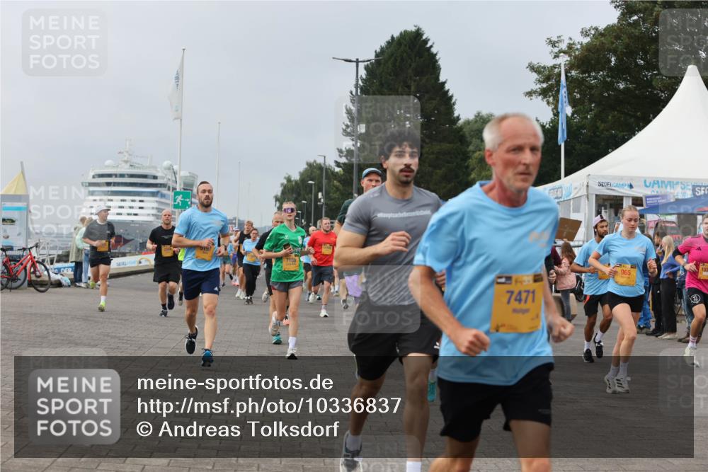 13.09.2026 - Kiel Lauf Andreas Tolksdorf http://msf.ph/oto/10336837 13.09.2026 09:54:02 Kiellinie 5197, 7158, 7471, 965, 103 meine-sportfotos.de