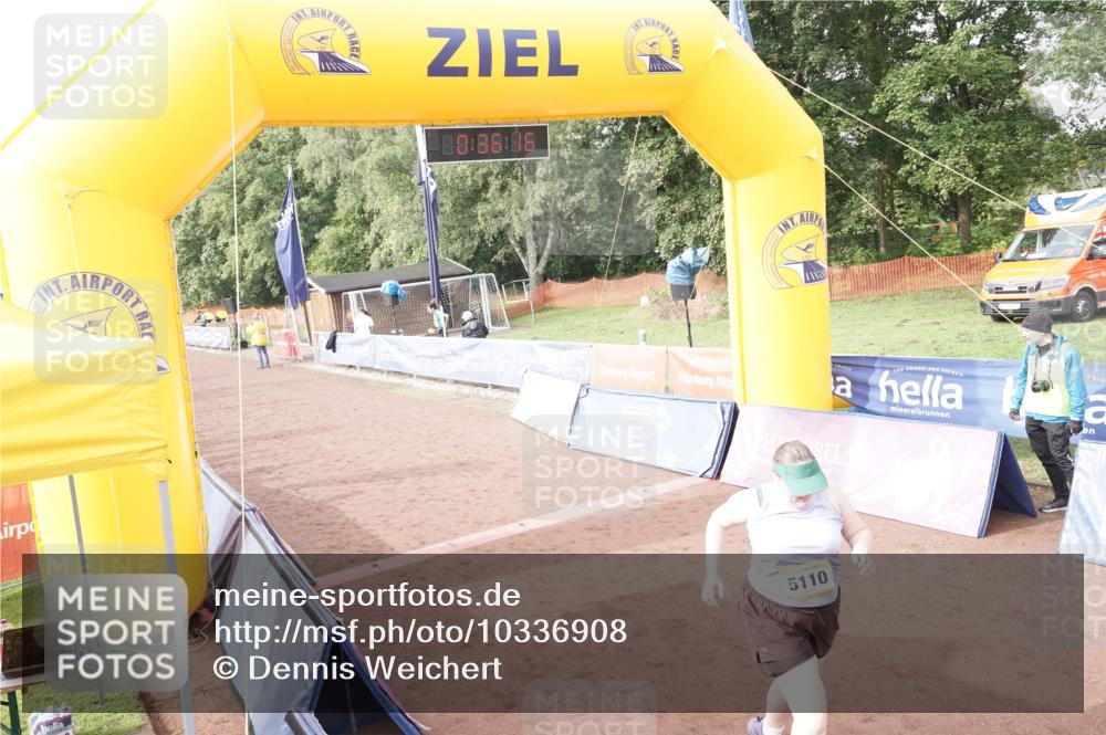 13.09.2026 - Airport Race Dennis Weichert http://msf.ph/oto/10336908 13.09.2026 10:36:49 Ziel 5110, 5319 meine-sportfotos.de