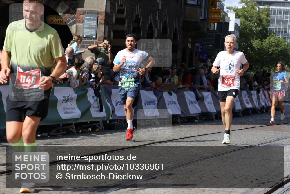 13.09.2026 - 21. swb-Marathon Bremen Strokosch-Dieckow http://msf.ph/oto/10336961 13.09.2026 13:18:46 Ziel 465, 1146, 1419, 2055, 5307, 5460, 6293, 6294, 6818, 7245, 7491, 7731, 7954, 8404, 8540, 8872, 9019, 9275, 13150, 307, 4916, 5277, 6310, 7104, 7154, 7602, 7791, 13184 meine-sportfotos.de