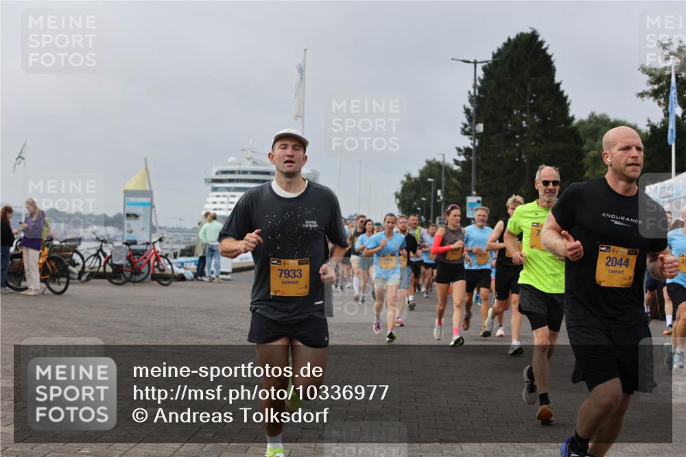 13.09.2026 - Kiel Lauf Andreas Tolksdorf http://msf.ph/oto/10336977 13.09.2026 09:54:07 Kiellinie 38, 7933, 38, 2044 meine-sportfotos.de