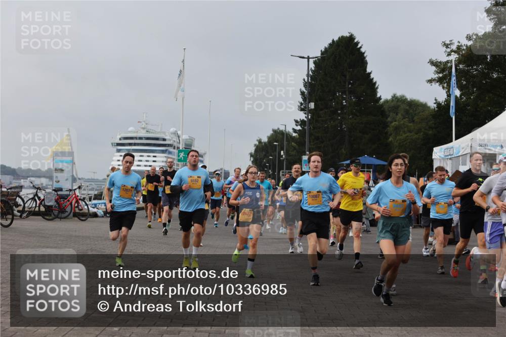 13.09.2026 - Kiel Lauf Andreas Tolksdorf http://msf.ph/oto/10336985 13.09.2026 09:54:12 Kiellinie 12071, 9152, 2177, 10087 meine-sportfotos.de