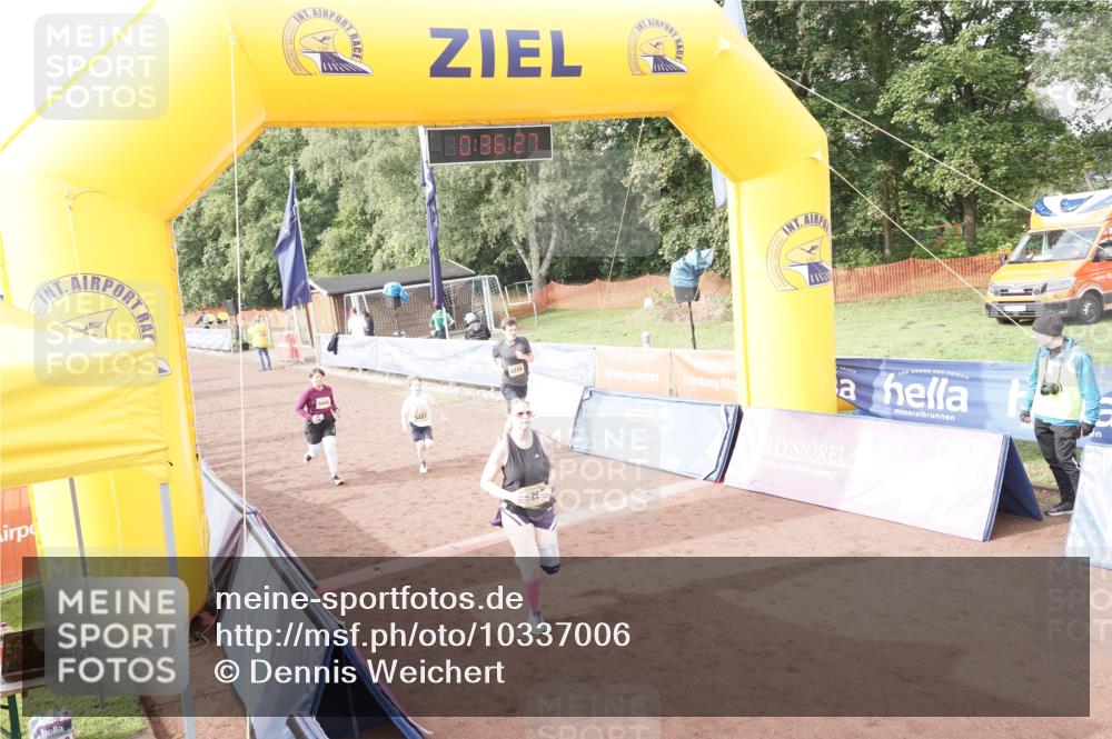 13.09.2026 - Airport Race Dennis Weichert http://msf.ph/oto/10337006 13.09.2026 10:37:00 Ziel 4127, 5227, 5228, 5252, 5445 meine-sportfotos.de