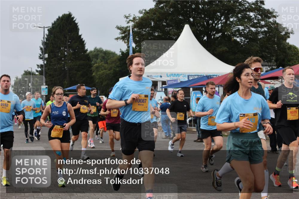 13.09.2026 - Kiel Lauf Andreas Tolksdorf http://msf.ph/oto/10337048 13.09.2026 09:54:14 Kiellinie 35, 9152, 33, 12177, 8002, 1739, 4449, 38, 0087, 3400, 4079 meine-sportfotos.de