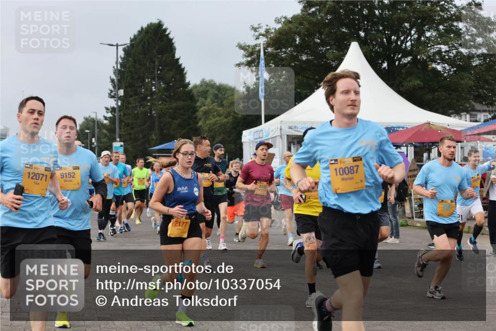 13.09.2026 - Kiel Lauf Andreas Tolksdorf http://msf.ph/oto/10337054 13.09.2026 09:54:15 Kiellinie 38, 12071, 38, 9152, 3002, 2177, 4449, 10087, 10449 meine-sportfotos.de