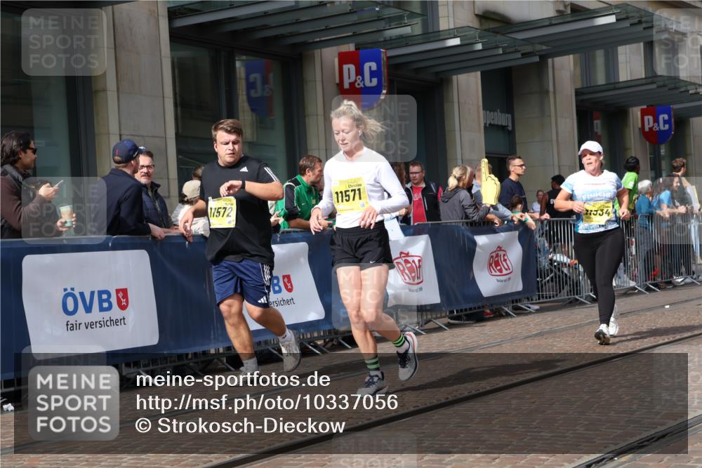 13.09.2026 - 21. swb-Marathon Bremen Strokosch-Dieckow http://msf.ph/oto/10337056 13.09.2026 11:05:14 Ziel 10186, 10238, 10259, 10260, 10432, 10457, 10717, 10864, 11146, 11314, 11334, 11387, 11394, 11520, 11521, 11571, 11572, 11724, 11791, 11892, 11947, 12055, 12156, 12251, 12273, 12330, 12362, 12501, 10370, 10411, 10465, 10576, 10697, 10718, 10741, 10800, 10802, 10850, 10975, 10995, 11102, 11105, 11133, 11157, 11218, 11281, 11326, 11584, 11616, 11722, 11900, 11939, 12002, 12011, 12064 meine-sportfotos.de