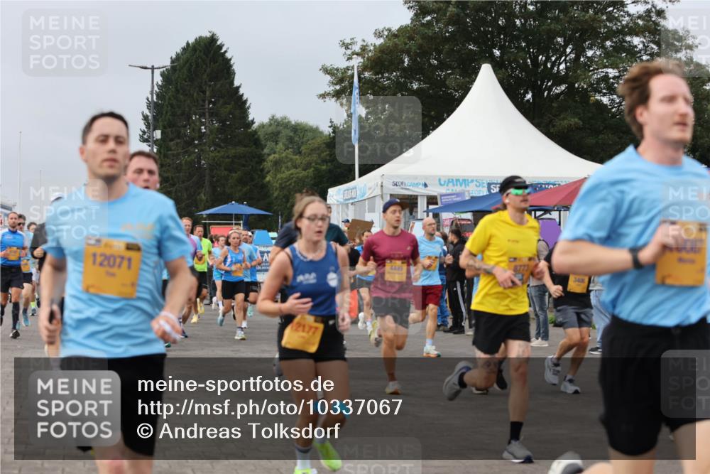13.09.2026 - Kiel Lauf Andreas Tolksdorf http://msf.ph/oto/10337067 13.09.2026 09:54:15 Kiellinie 4449, 12071, 2177, 3400 meine-sportfotos.de