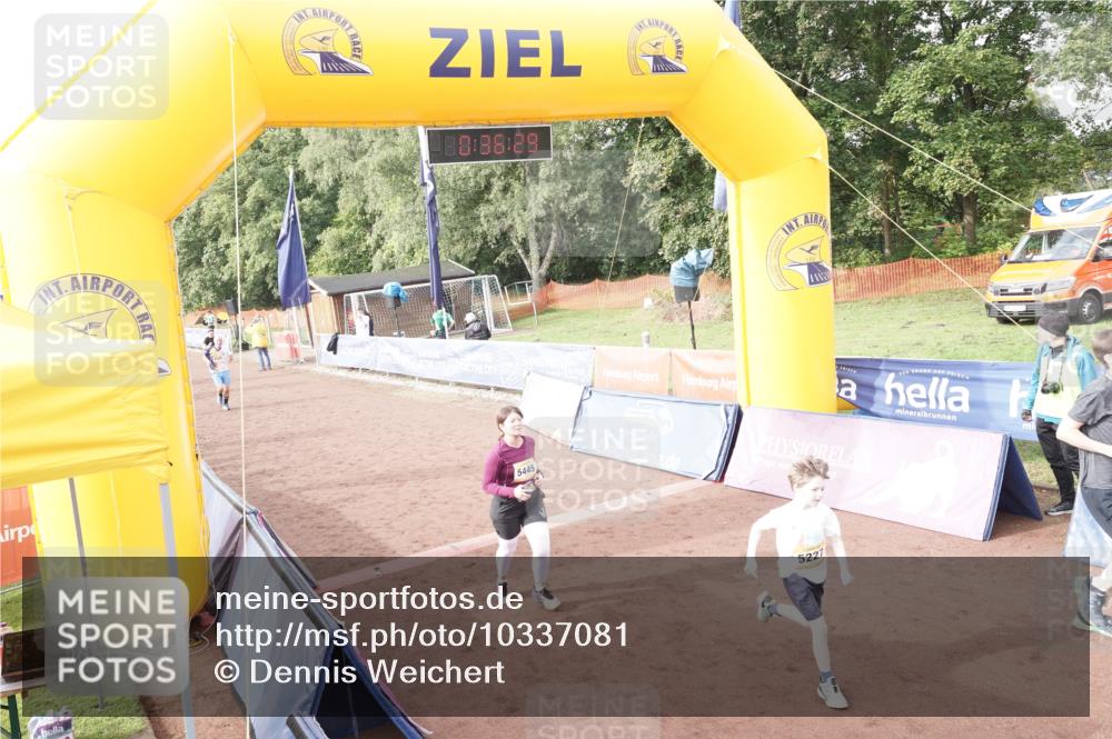 13.09.2026 - Airport Race Dennis Weichert http://msf.ph/oto/10337081 13.09.2026 10:37:02 Ziel 4127, 5227, 5228, 5244, 5252, 5445 meine-sportfotos.de