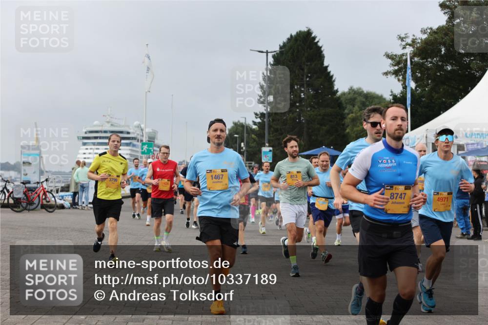 13.09.2026 - Kiel Lauf Andreas Tolksdorf http://msf.ph/oto/10337189 13.09.2026 09:54:19 Kiellinie 3799, 11426, 813, 38, 1467, 8747, 6985, 39, 4971 meine-sportfotos.de