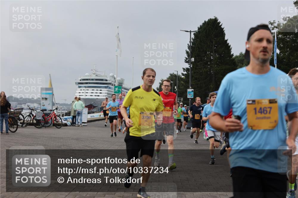 13.09.2026 - Kiel Lauf Andreas Tolksdorf http://msf.ph/oto/10337234 13.09.2026 09:54:20 Kiellinie 4, 3799, 2, 11426, 1467 meine-sportfotos.de