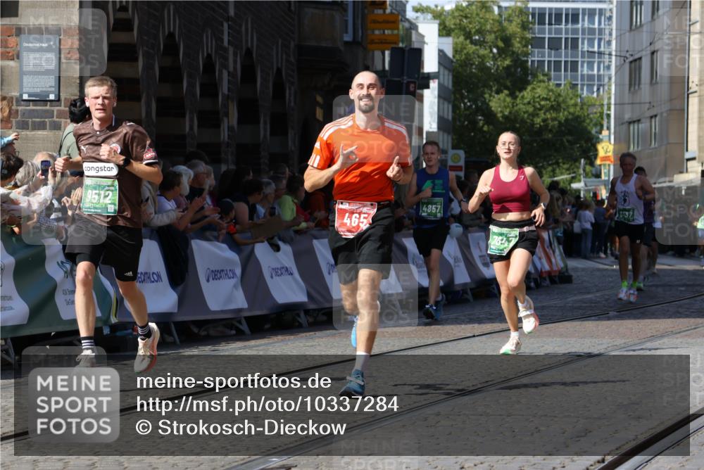 13.09.2026 - 21. swb-Marathon Bremen Strokosch-Dieckow http://msf.ph/oto/10337284 13.09.2026 13:18:59 Ziel 465, 2324, 2948, 3631, 4120, 4413, 4642, 5867, 6787, 6818, 7104, 7163, 7245, 7731, 8404, 8540, 8743, 8872, 9019, 9275, 9327, 9833, 189, 666, 1599, 2007, 2390, 4819, 4857, 5172, 6137, 6633, 7647, 7686, 9512 meine-sportfotos.de